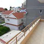Apartament Iris