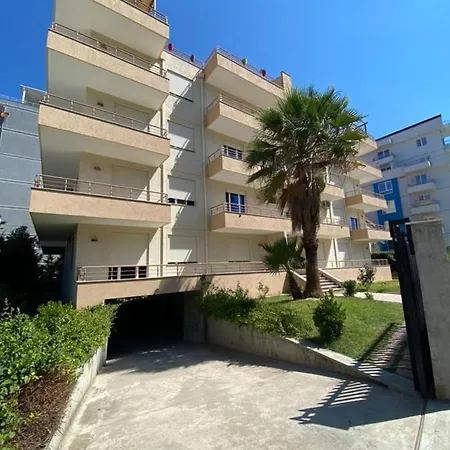 Iris Apartman