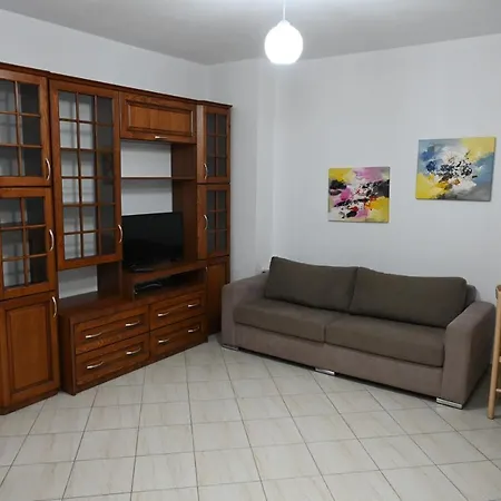 Iris Apartman