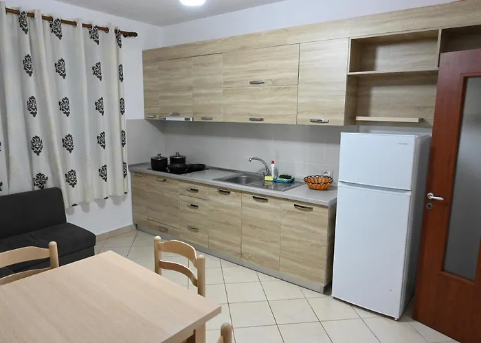 Iris Apartment Sakes